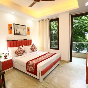 Nature View Park Metro Couple Friendly Hotel New Delhi